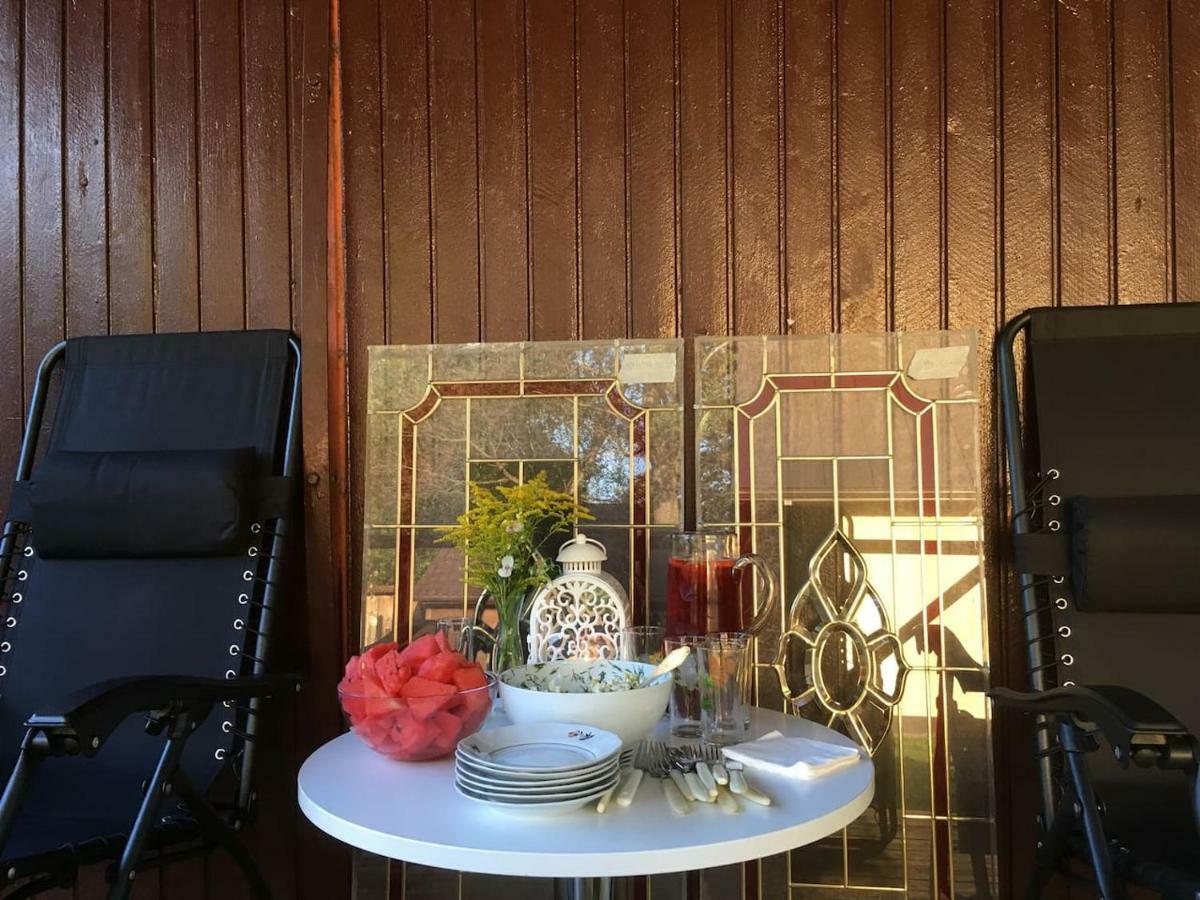 Excelent Apartment With Garden And Free Parking Riga Exterior foto