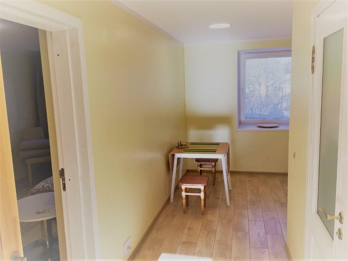Excelent Apartment With Garden And Free Parking Riga Exterior foto