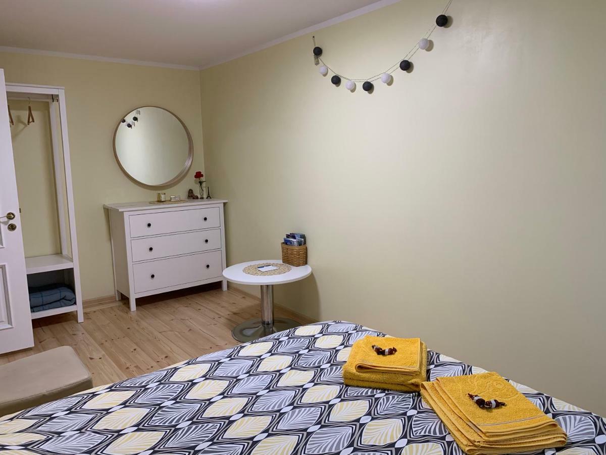 Excelent Apartment With Garden And Free Parking Riga Exterior foto